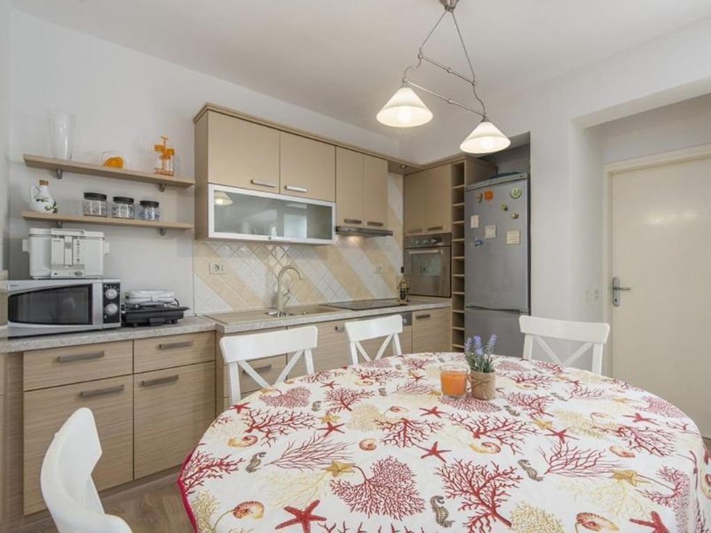 Ferienwohnung mit Klimaanlage und nur 30 M vom Meer