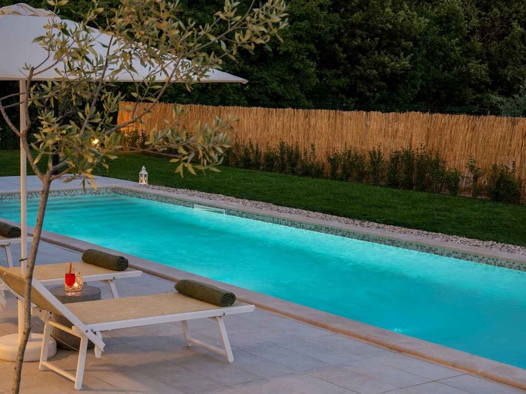 Villa mit Klimaanlage und Pool