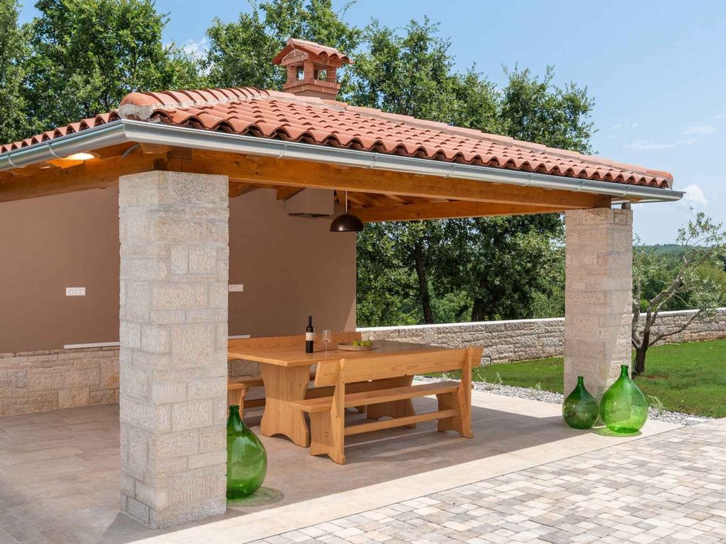 Villa mit Klimaanlage und Pool