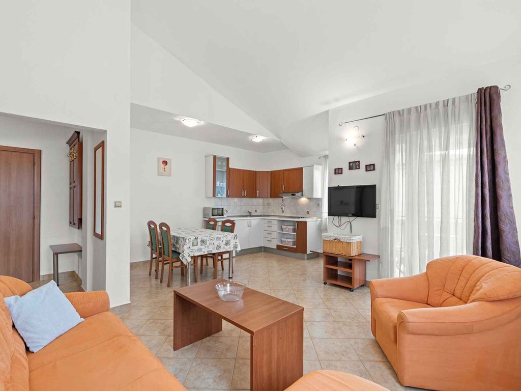 Ferienwohnung mit Klimaanlage und Pool