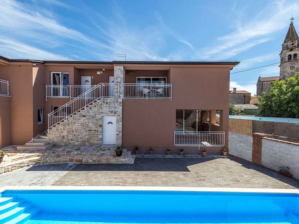 Ferienwohnung mit Pool