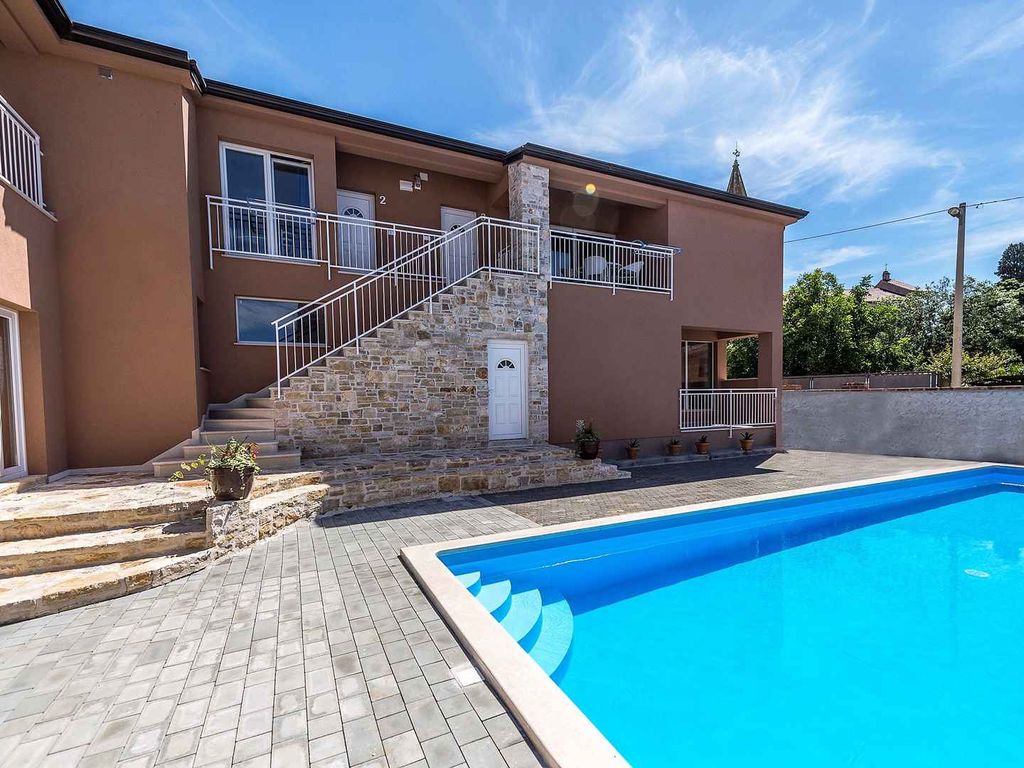 Ferienwohnung mit Pool