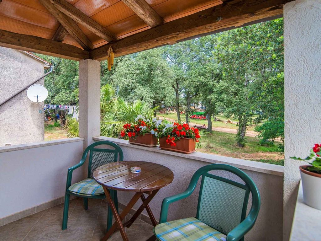 Ferienwohnung mit zwei Schlafzimmer im ersten Stock, 4 km von Strand