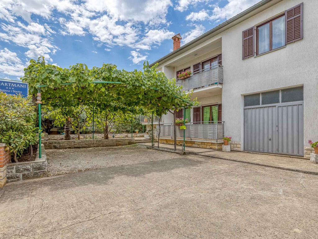 Ferienwohnung mit Klimaanlage und Terrasse