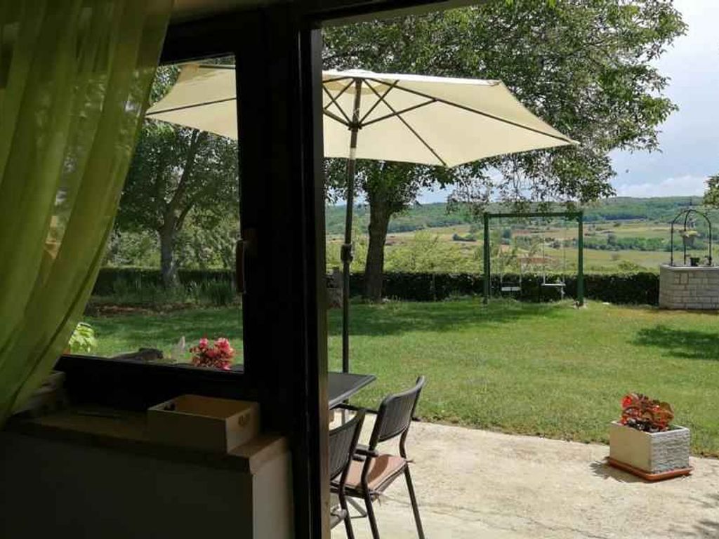 Ferienwohnung mit Klimaanlage und Grill