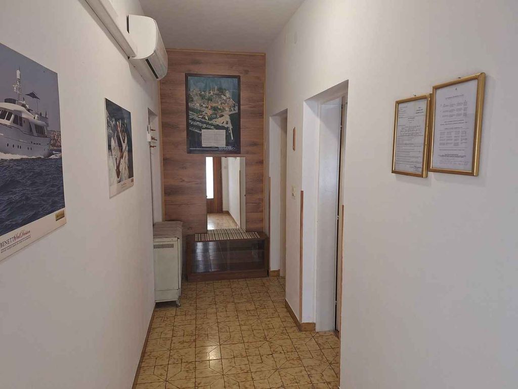 Ferienwohnung mit Terrasse und Klimaanlage
