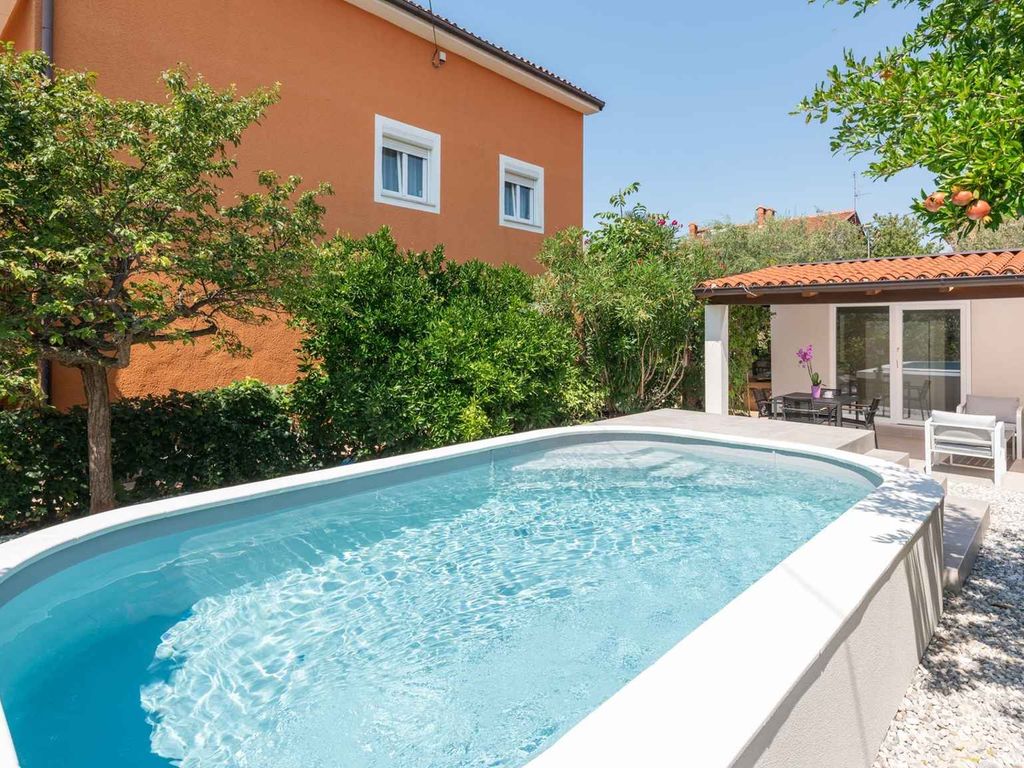 Villa mit Pool