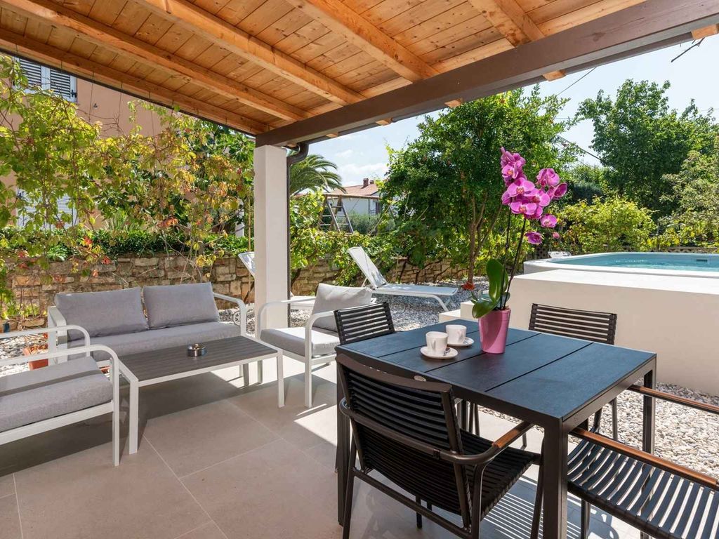 Villa mit Pool