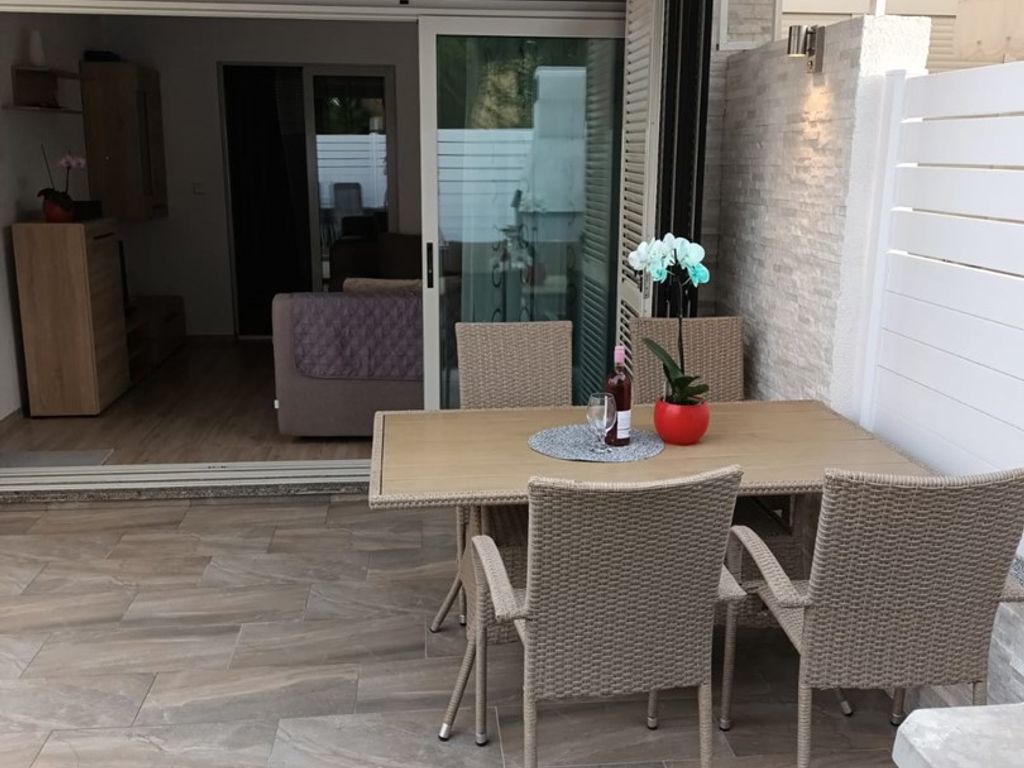 Ferienwohnung mit Terrasse