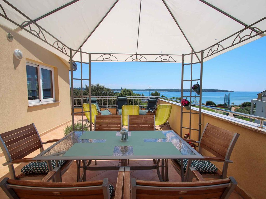 Ferienwohnung mit Terrasse und Klimaanlage