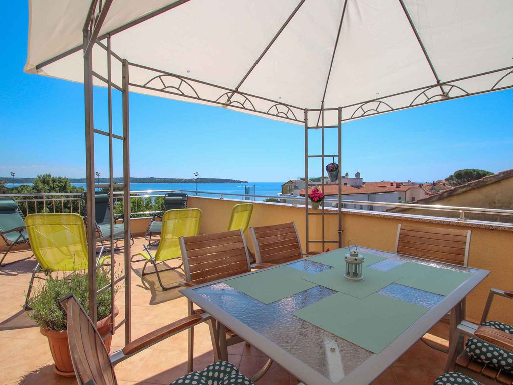 Ferienwohnung mit Terrasse und Klimaanlage