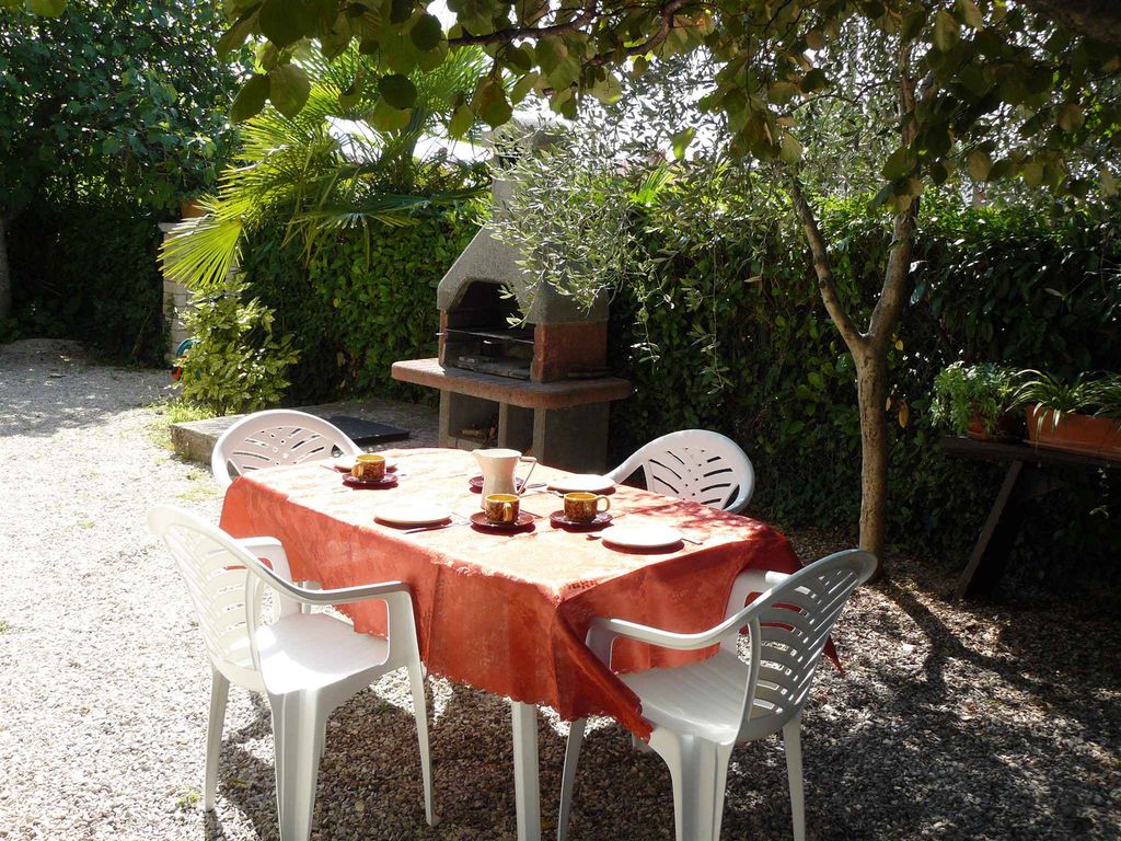 Ferienwohnung s terasom i grilom