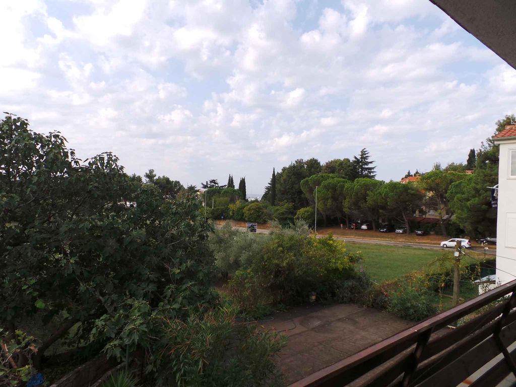 Ferienwohnung mit Balkon und Klimaanlage