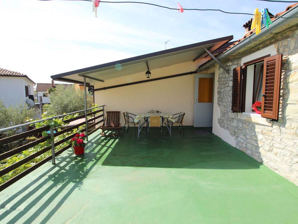 Ferienhaus im Stadtzentrum von Novigrad, Strand 150 m entfernt