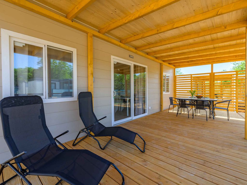 FerienHaus auf einem Nudisten-Campingplatz