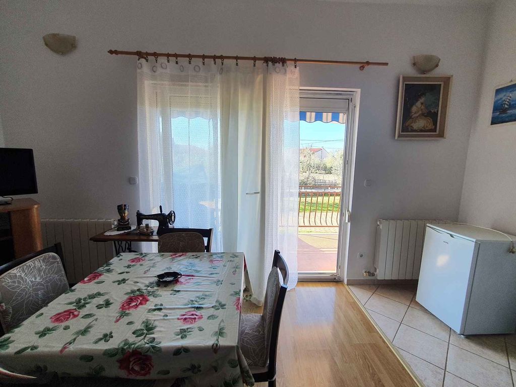 Ferienwohnung mit Klimaanlage und Terrasse