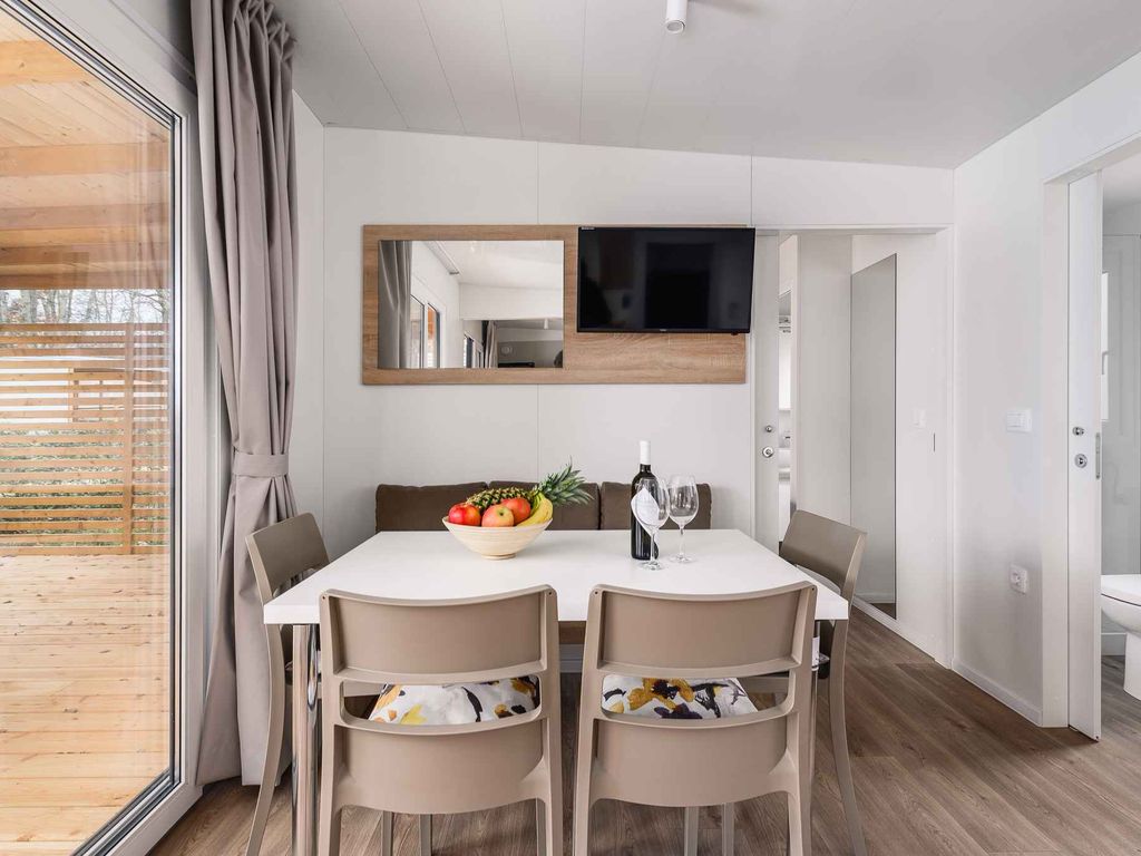 FerienHaus mit Terrasse und Klimaanlage