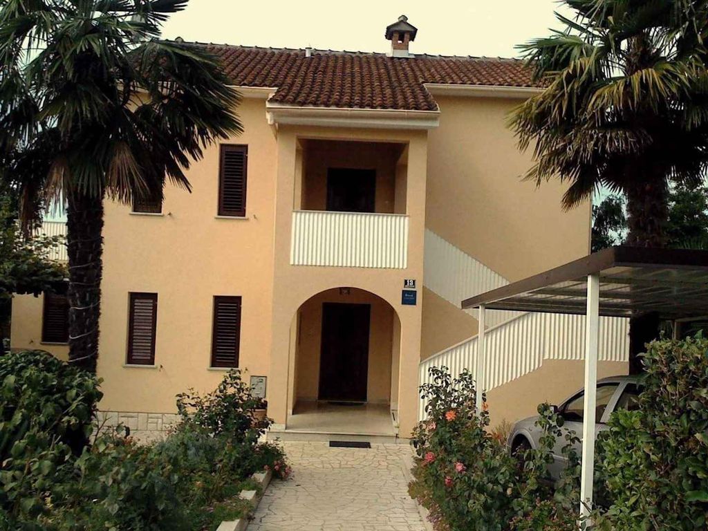 Ferienwohnung mit Klimananlage und Terrasse