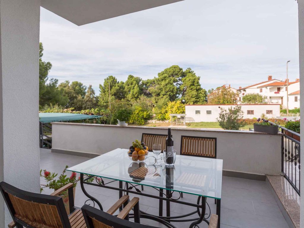 Ferienwohnung mit Terrasse und Klimaanlage