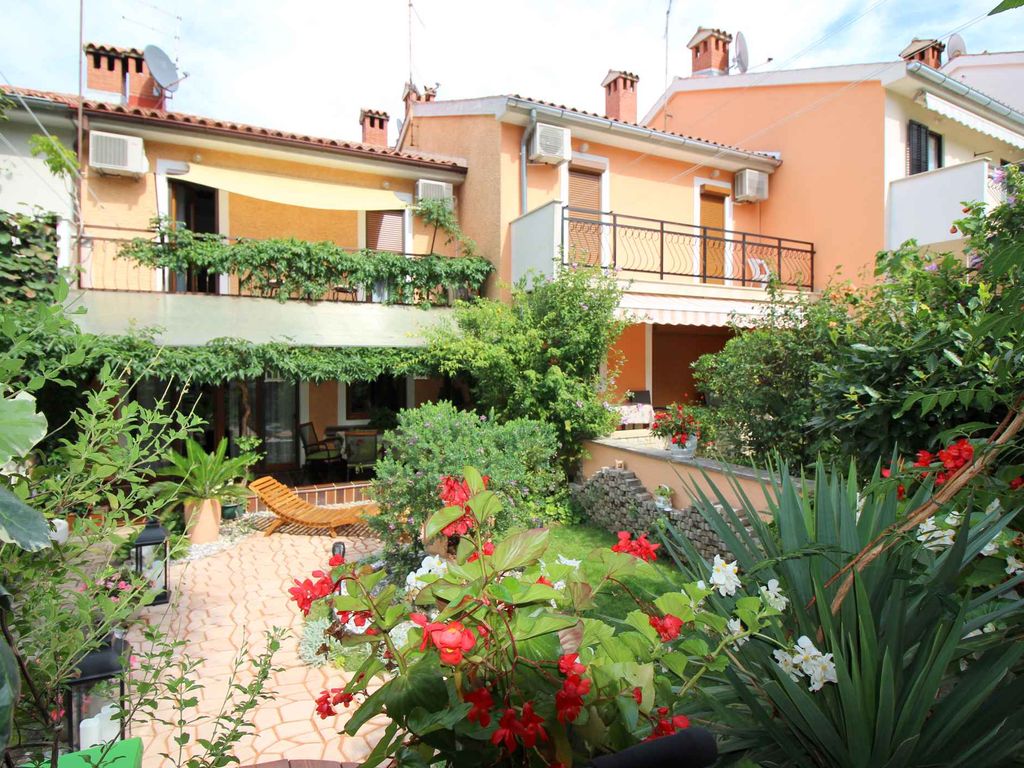 Ferienhaus mit Gartenterrasse und Klimaanlage