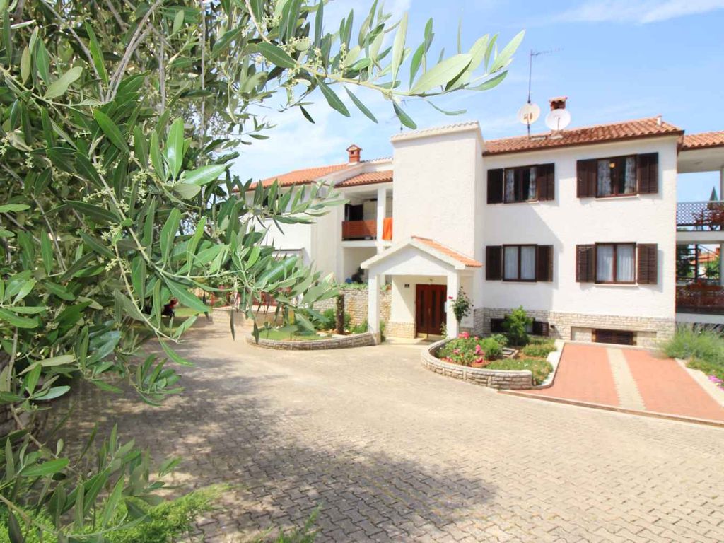 Ferienwohnung mit Terrasse und Klimaanlage