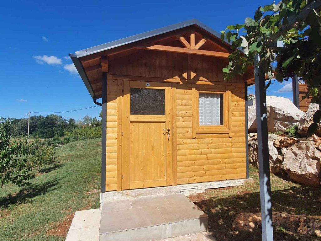 Ferienwohnung mit Klimaanlage und Pool