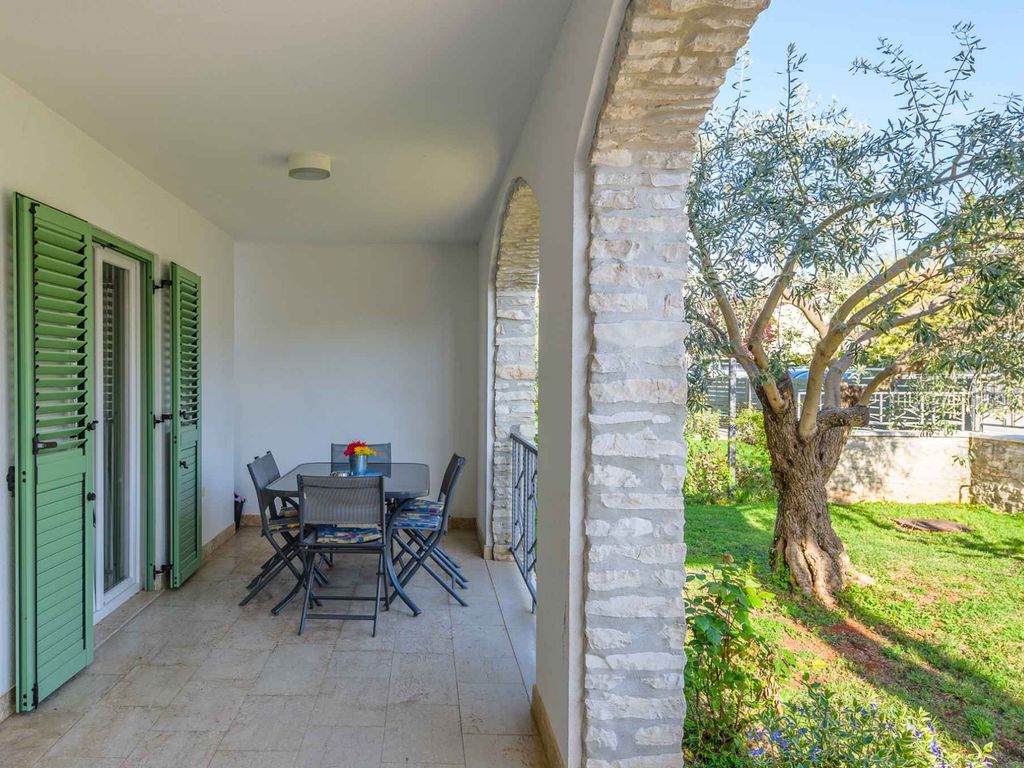 Ferienwohnung mit Klimaanlage und Terrasse