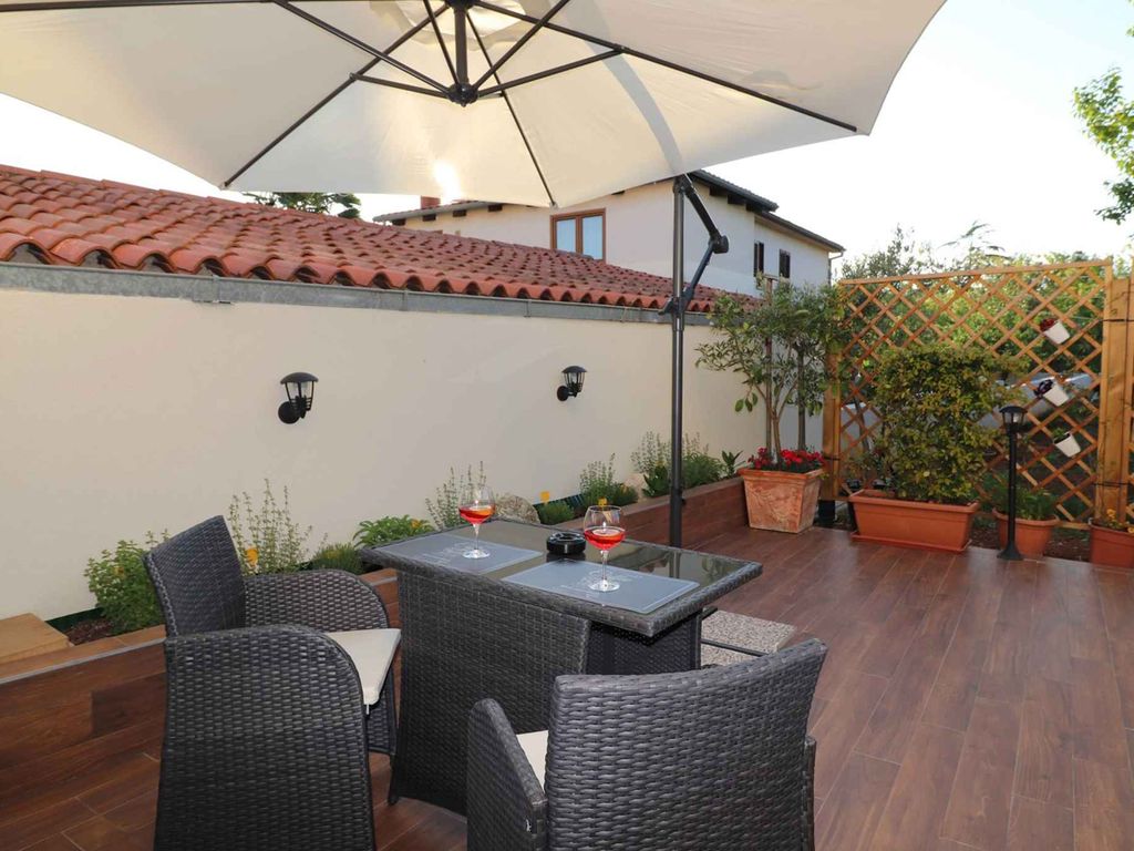 Studio mit Gartenterrasse in Strandnähe