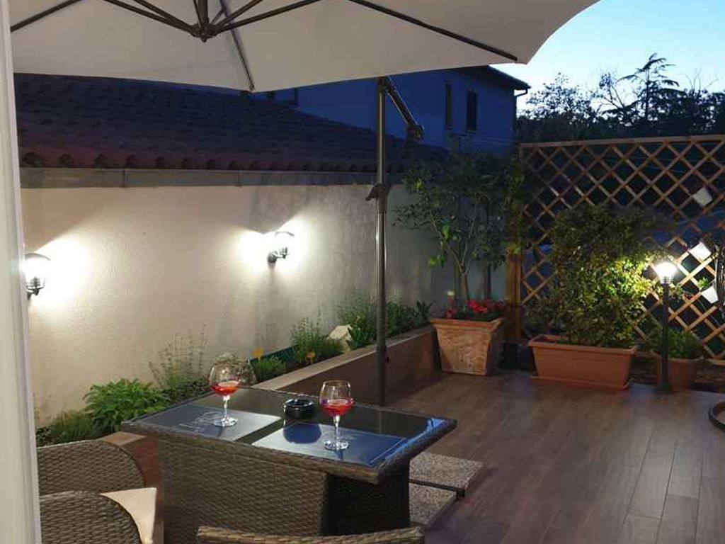 Studio mit Gartenterrasse in Strandnähe