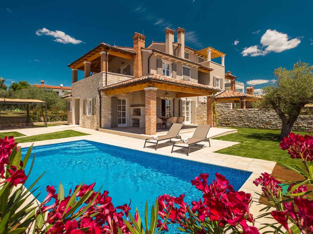 Villa strandnah, modern ausgestattet, für Familien und Paare
