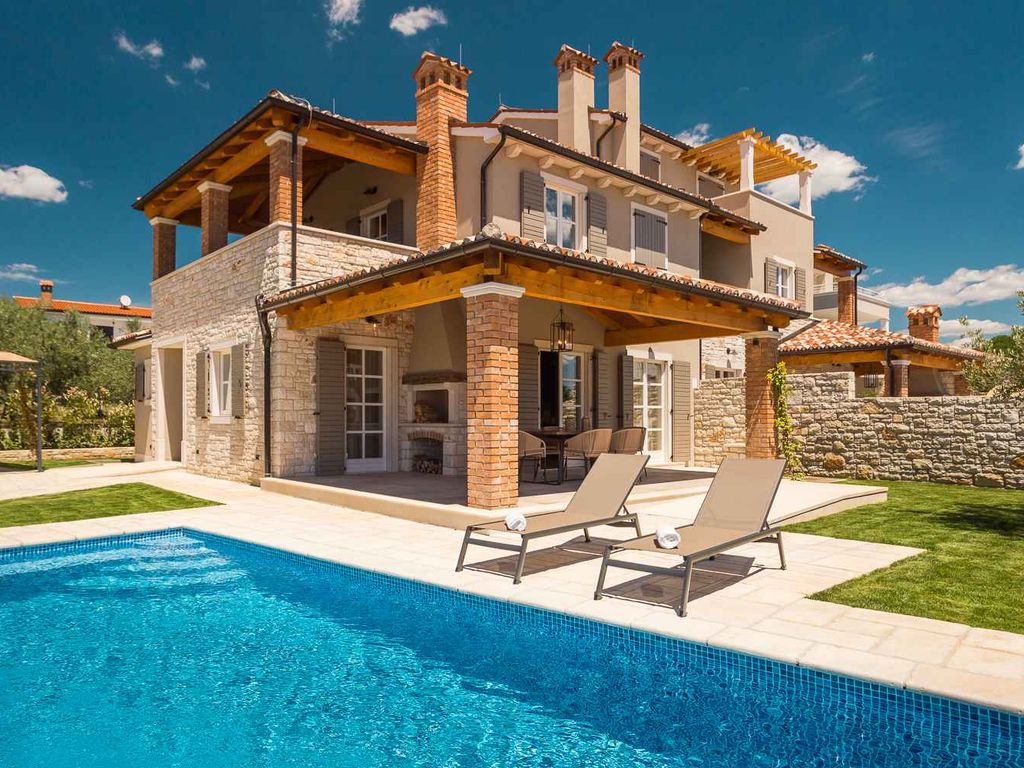 Villa strandnah, modern ausgestattet, für Familien und Paare