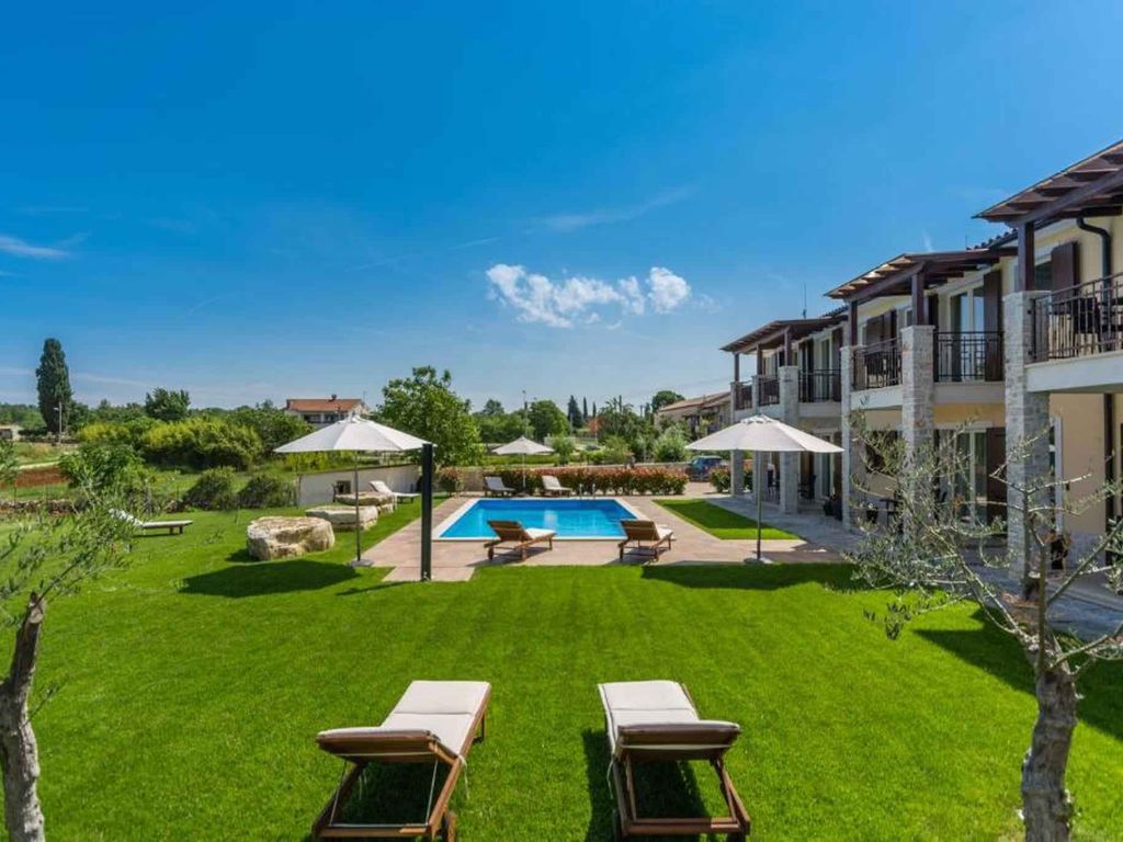 Ferienwohnung mit Pool in der Nähe von Porec