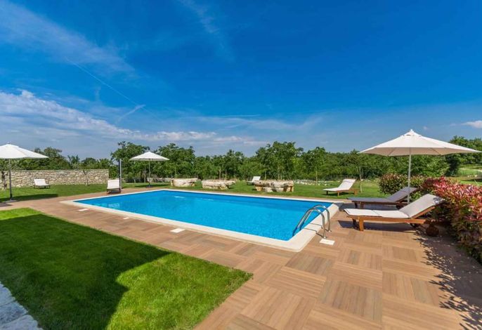Ferienwohnung mit Pool in der Nähe von Porec