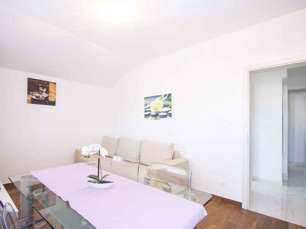 Ferienwohnung mit Internetzugang und Klimaanlage