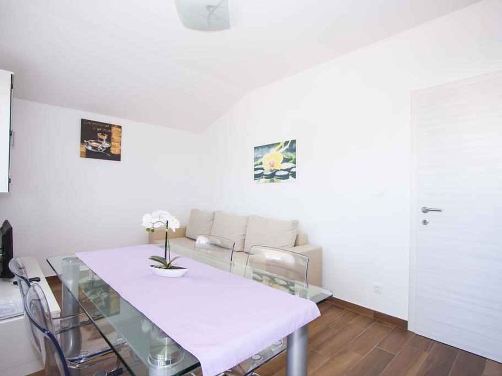 Ferienwohnung mit Internetzugang und Klimaanlage