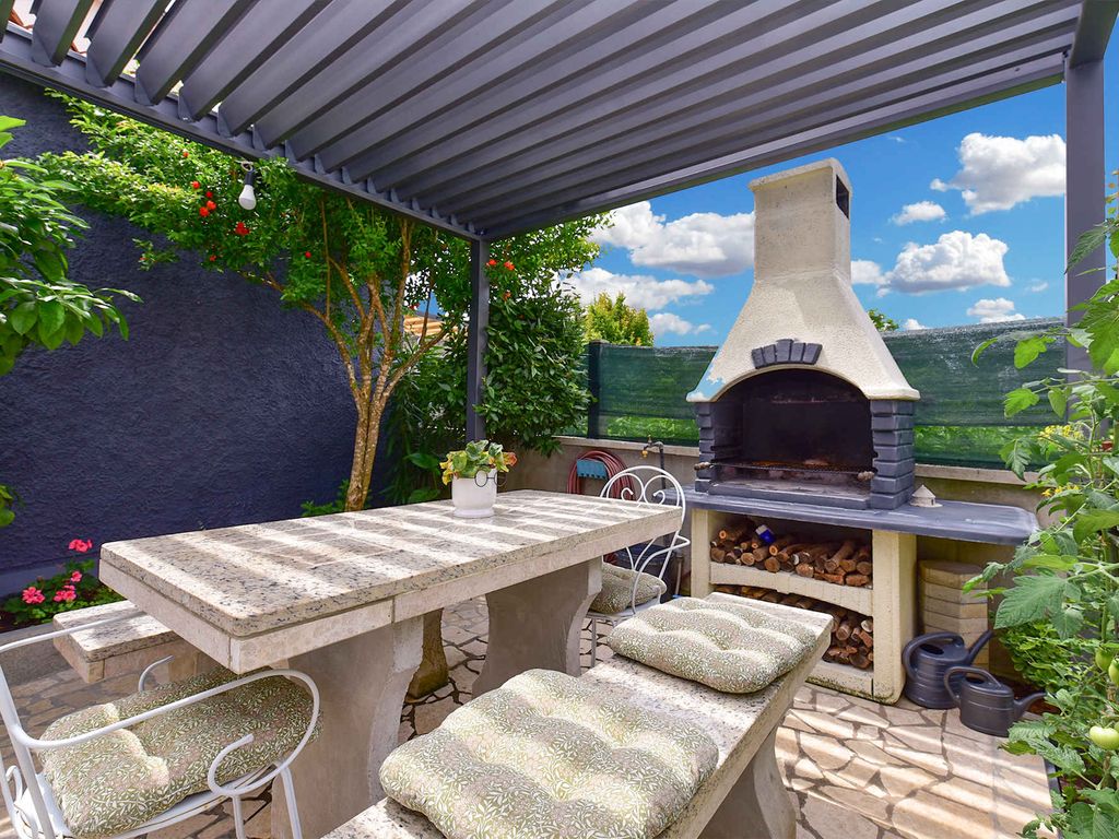 Ferienwohnung mit Garten und Grillmöglichkeit
