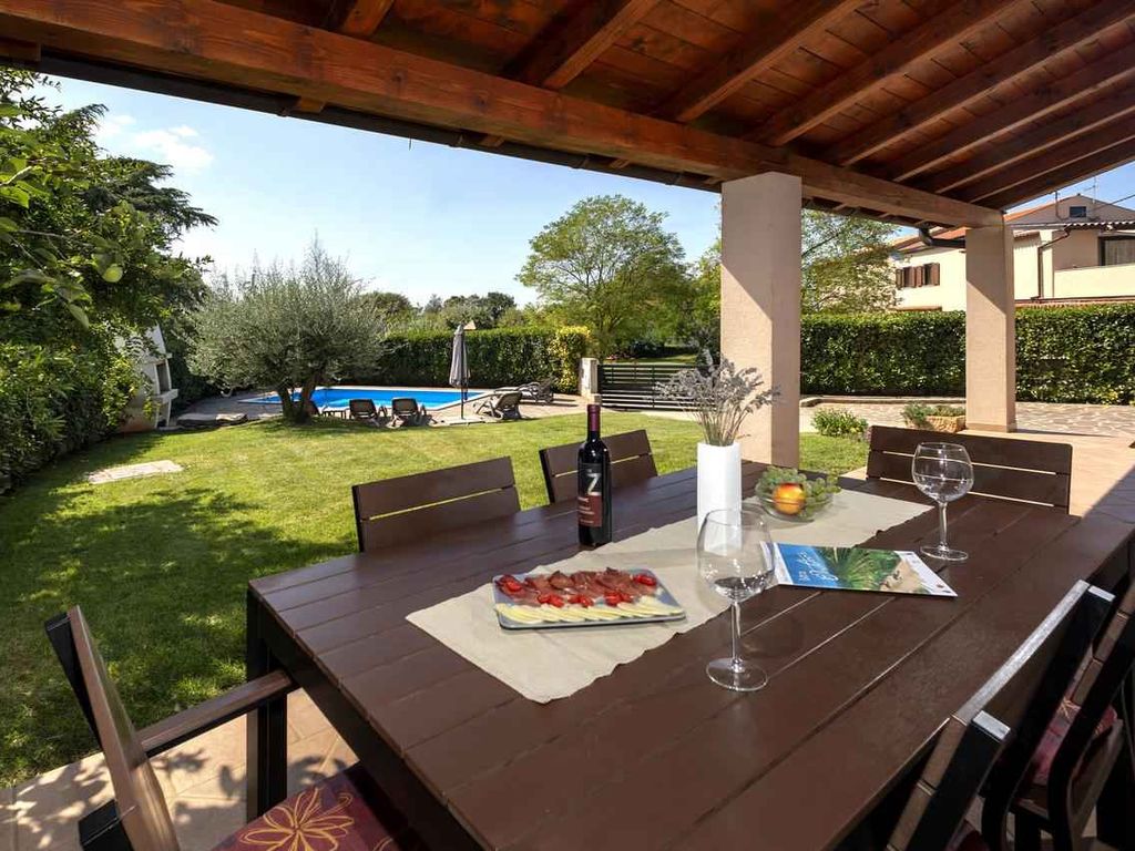 Ferienwohnung mit Pool