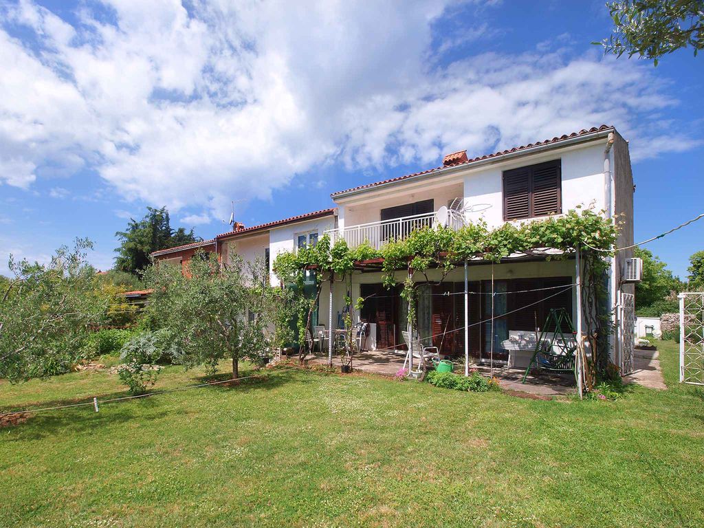 Ferienwohnung mit Terrasse und Klimaanlage
