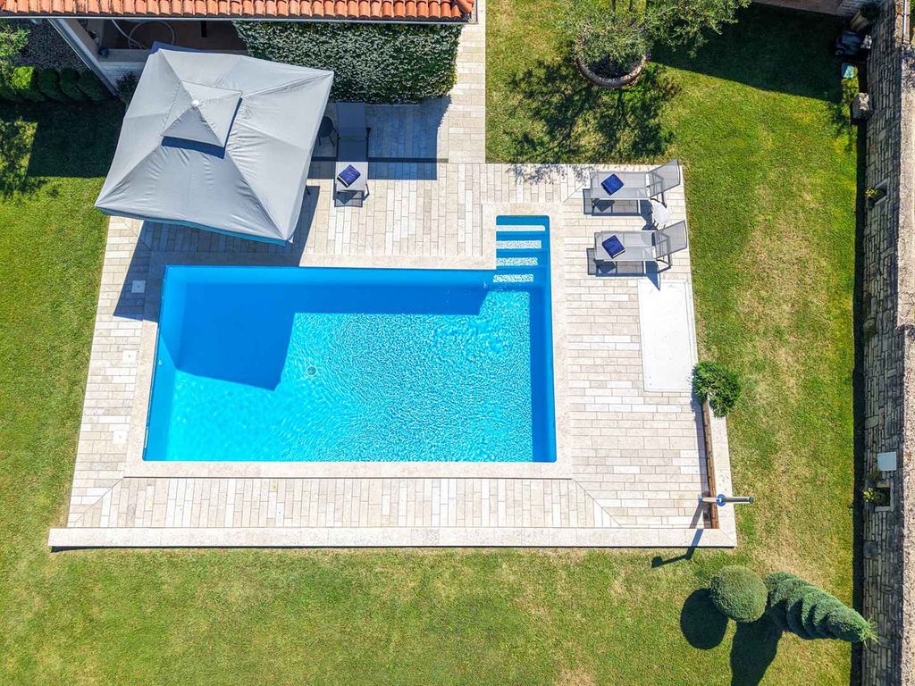 Villa mit Privatpool