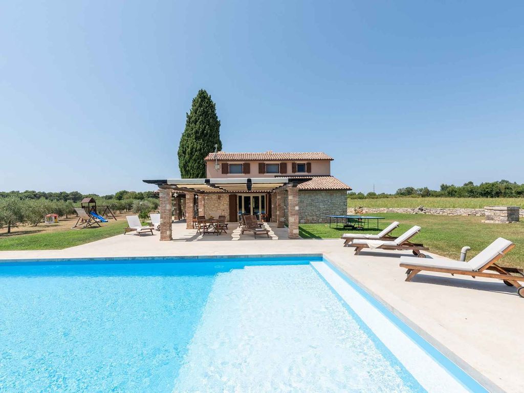 Ferienhaus mit Privatpool