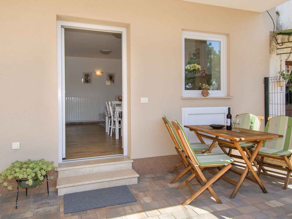 Ferienwohnung mit Klimaanlage mit Terrasse