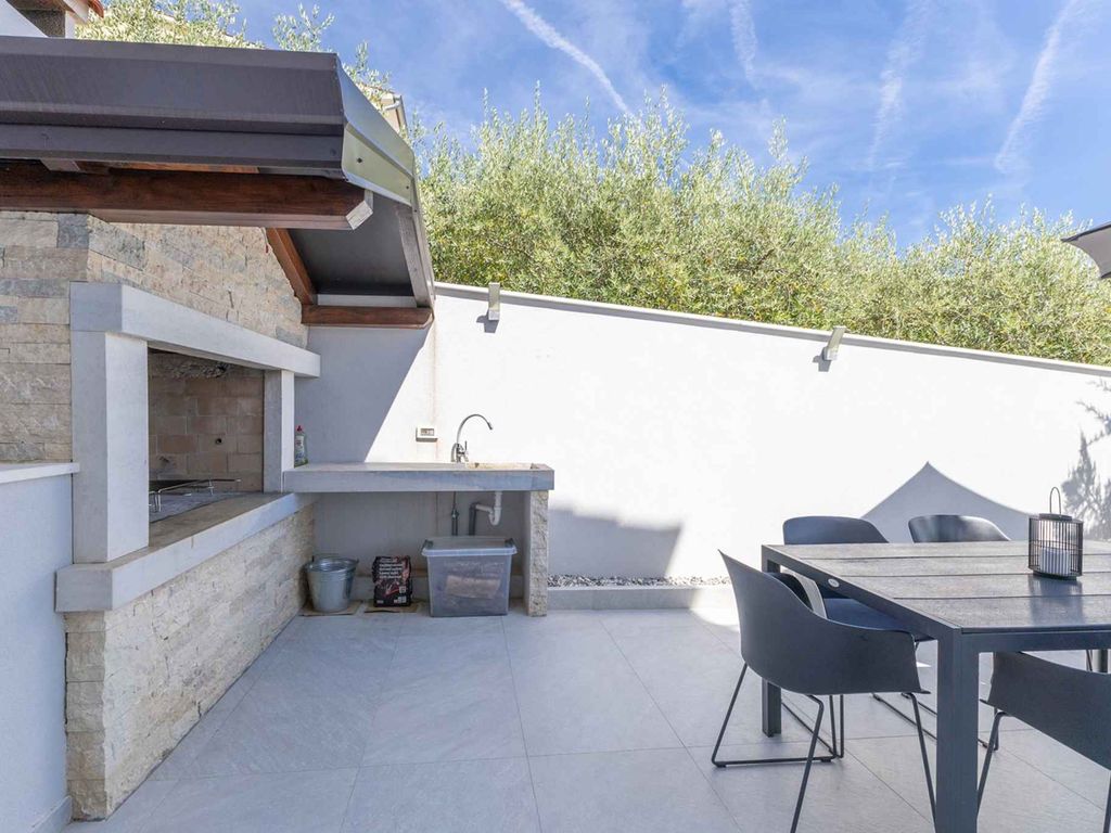 Villa mit Klimaanlage und Pool