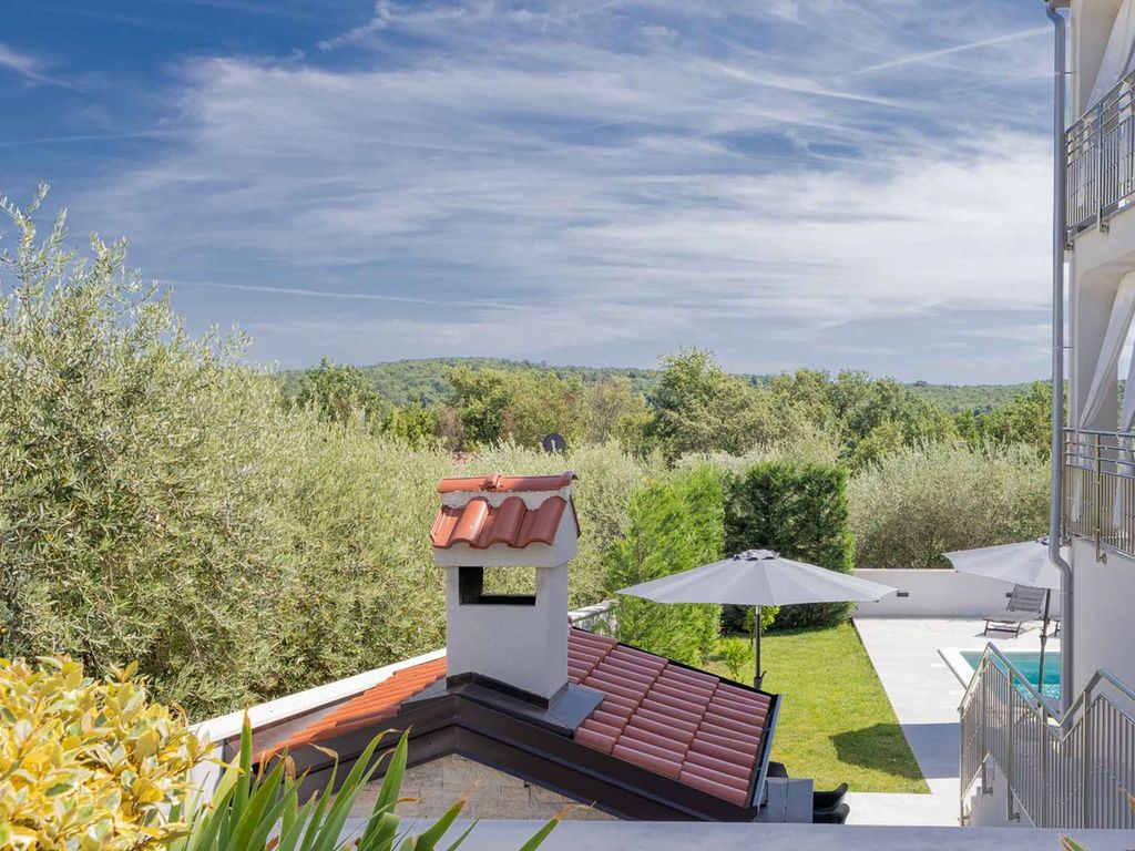 Villa mit Klimaanlage und Pool