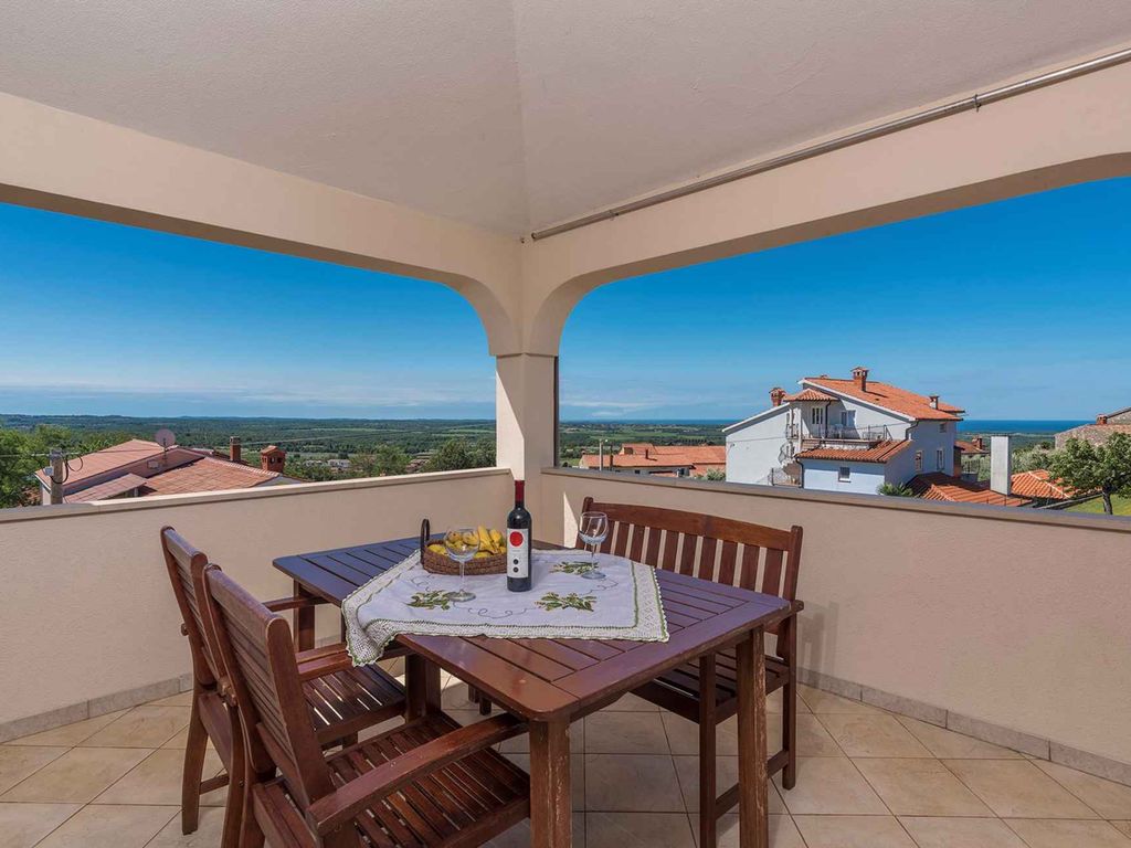 Ferienhaus mit Pool