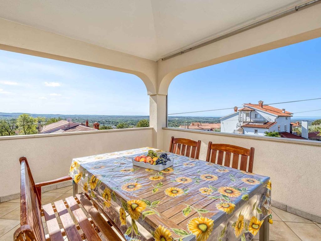 Ferienhaus mit Pool
