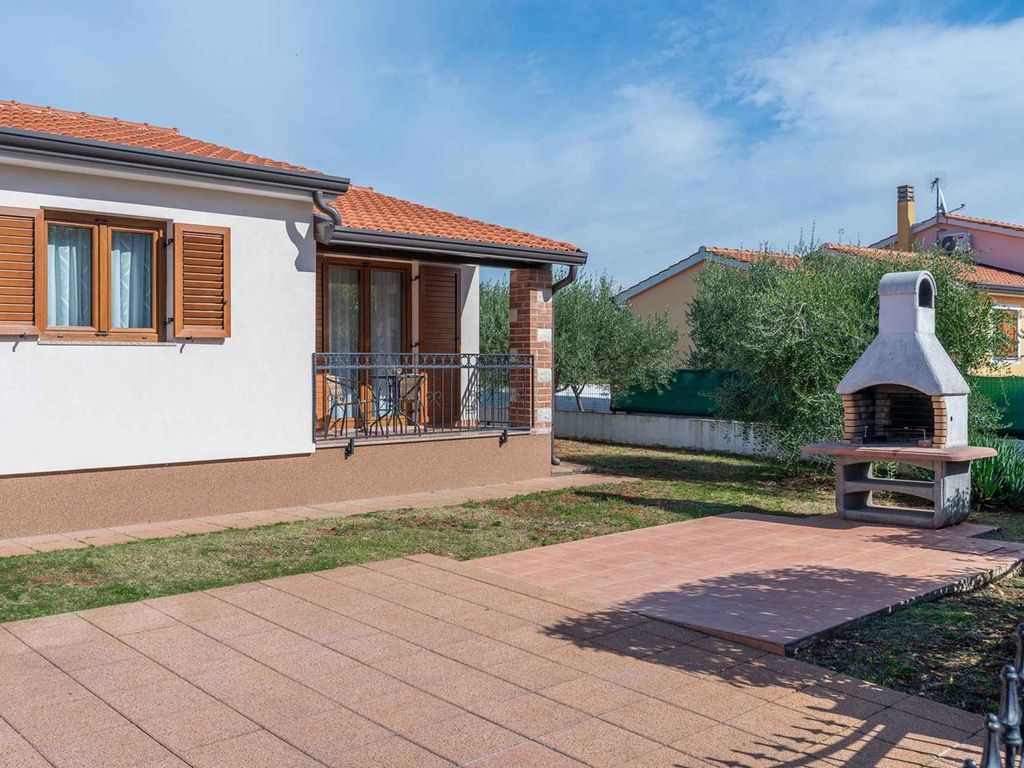 Villa mit Klimaanlage und Pool