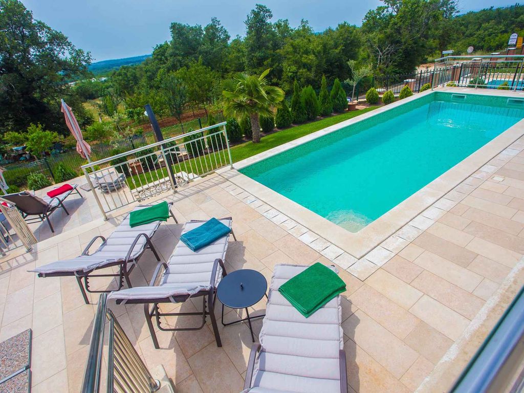 Ferienwohnung mit Pool