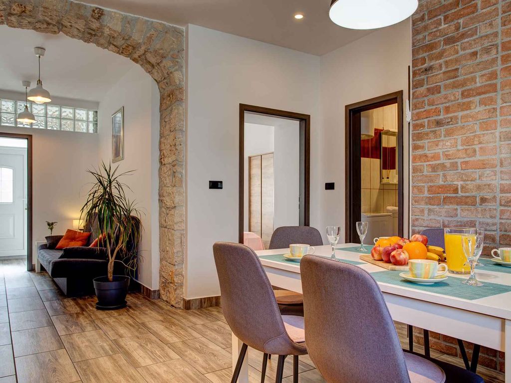 Ferienwohnung mit Klimaanlage und Terrasse