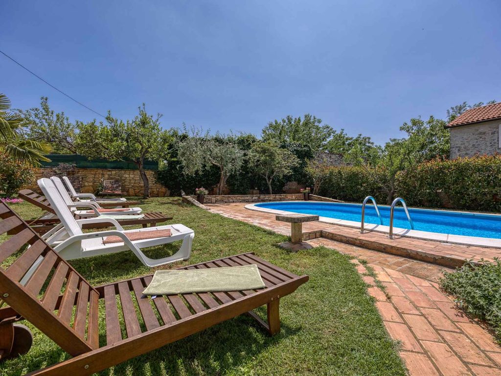 Villa mit Pool