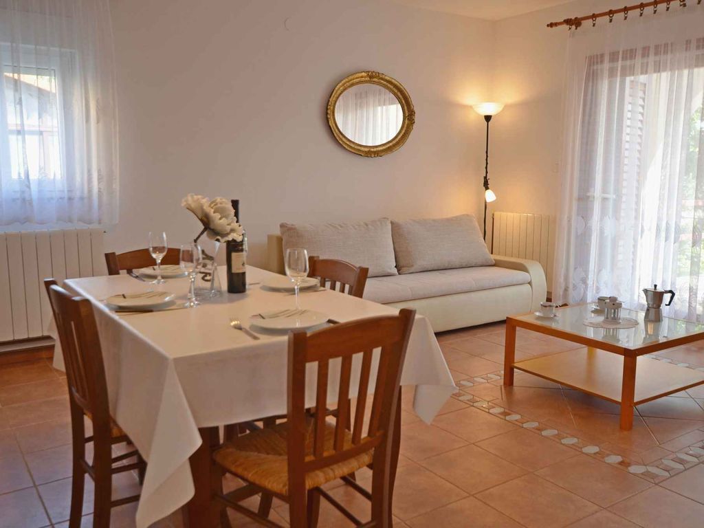Ferienwohnung mit Terrasse und Klimaanlage